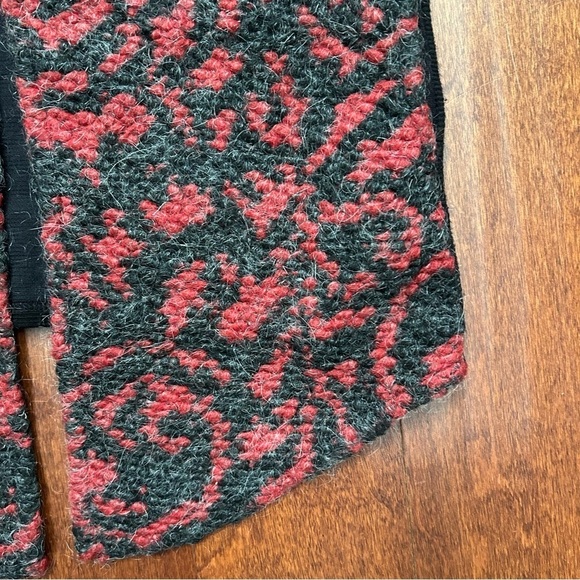 Anthropologie Asymmetrical Wool Blend Red and Black Sleeveless Vest Top, Size S - Picture 5 of 11